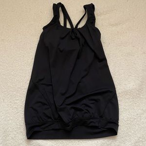 Women’s lululemon tank size 4
